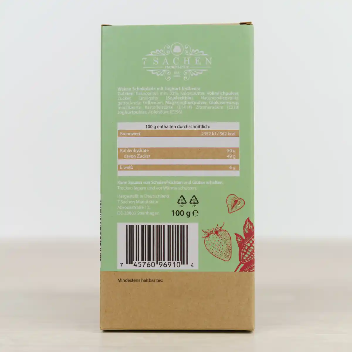 Handgegossene weiße Schokolade mit Erdbeeren & Joghurt – fruchtig & cremig aus Steinhagen. Rückseite